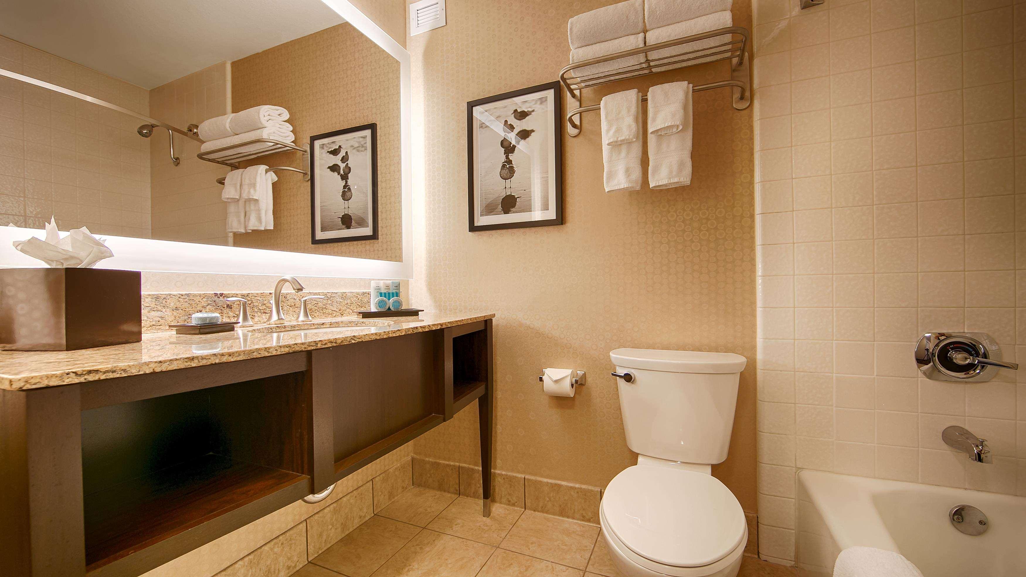 Best Western Plus Suites Hotel Coronado Island Экстерьер фото