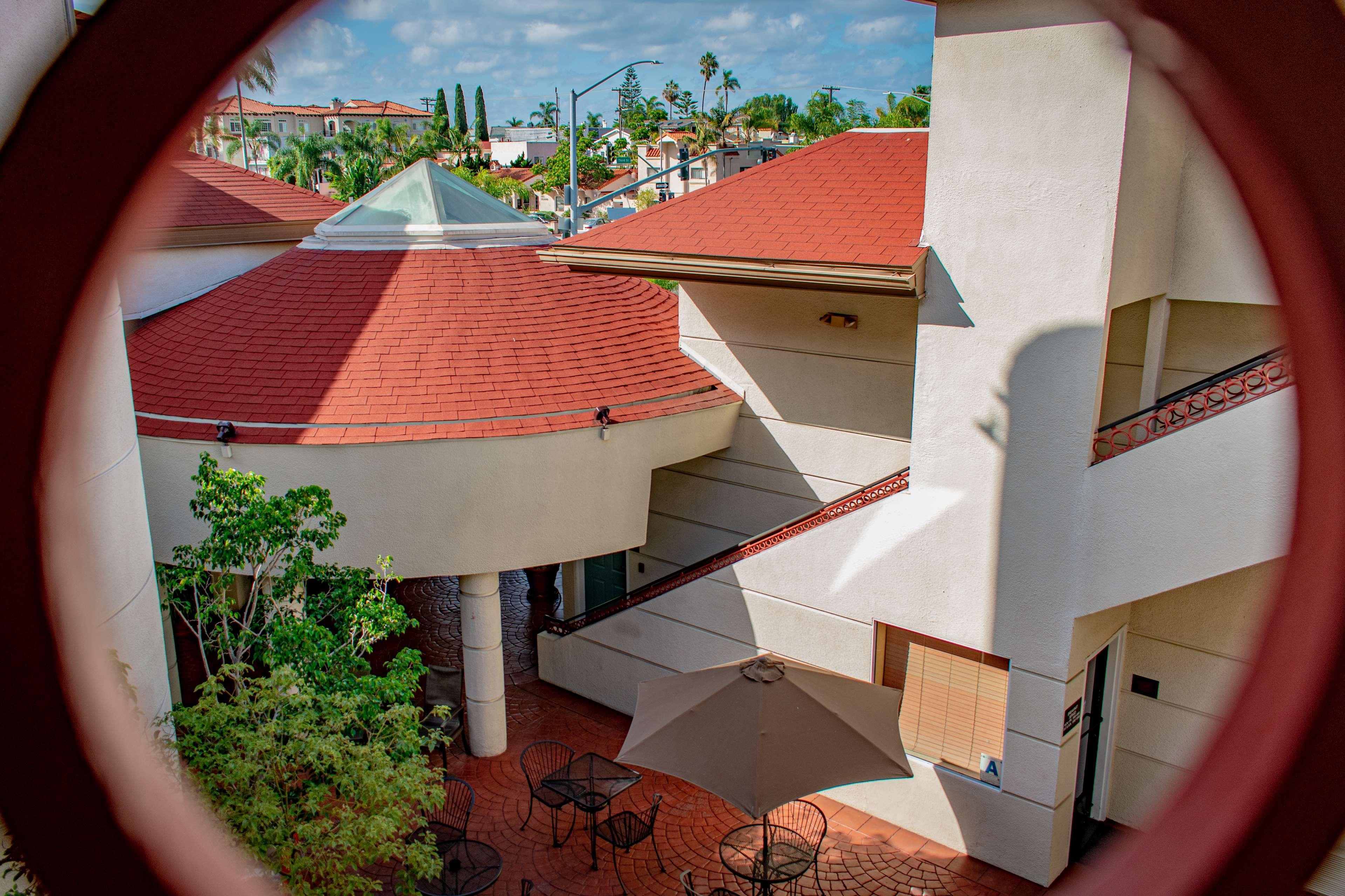 Best Western Plus Suites Hotel Coronado Island Сан-Диего Экстерьер фото