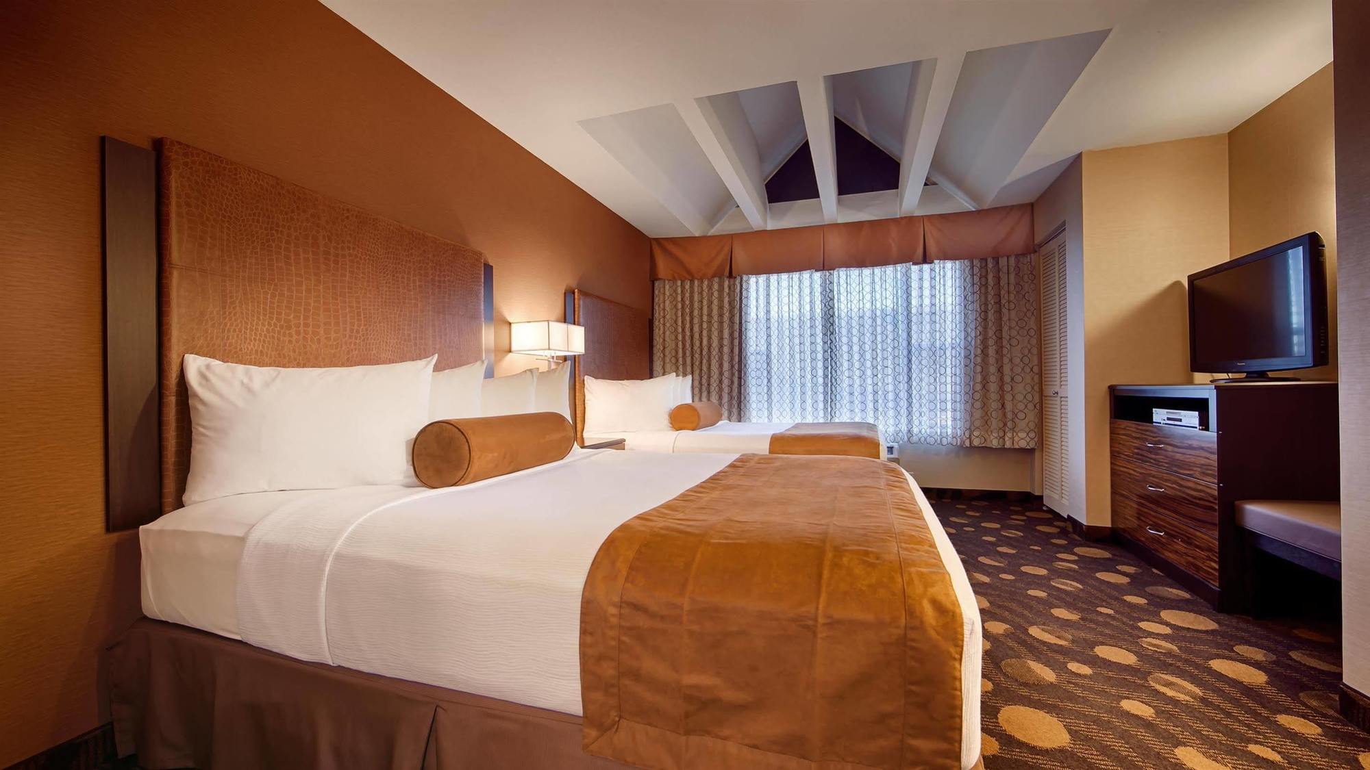 Best Western Plus Suites Hotel Coronado Island Экстерьер фото