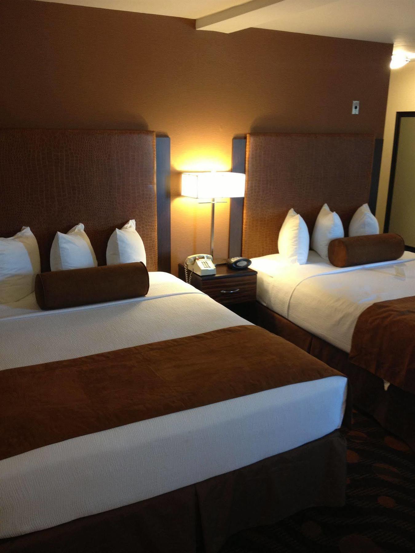 Best Western Plus Suites Hotel Coronado Island Экстерьер фото